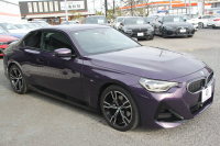 BMW 2シリーズ 220i ｸｰﾍﾟMｽﾎﾟｰﾂ MｽﾎﾟｰﾂｼｰﾄP ｺﾝﾌｫｰﾄP 新車保証 内装移行後ﾓﾃﾞﾙ ｶｰﾌﾞﾄﾞﾃﾞｨｽﾌﾟﾚｲ 1ｵﾅ ﾋｰﾀｰ黒革 Mｽﾎﾟｰﾂｼｰﾄ ｻﾝﾌﾟﾛﾃｸｼｮﾝｶﾞﾗｽ  Mﾊｲﾗｲﾀｰｽﾞｲﾙﾐ 360度ｶﾒﾗ LEDﾍｯﾄﾞﾗｲﾄ Hi-fiｽﾋﾟｰｶｰ 追従ACC 2年保証