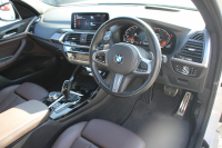 BMW X3 Xdrive20d Mｽﾎﾟｰﾂ ﾊｲﾗｲﾝ 中期 新型式3DA-UZ20 NEWｲﾝﾃﾘｱ BMWﾗｲﾌﾞｺｯｸﾋﾟｯﾄﾞｱｯﾌﾟﾙｶｰﾌﾟﾚｲ 変更後ﾀｯﾁ画面HDDﾅﾋﾞ全席ﾋｰﾀｰ茶革 ｱﾝﾋﾞｴﾝﾄﾗｲﾄ LEDﾍｯﾄﾞﾗｲﾄ 360度ｶﾒﾗ 電動ﾘｱｹﾞｰﾄ 2年保証