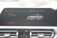 BMW 3シリーズ 330i Mｽﾎﾟｰﾂ ﾃﾞﾋﾞｭｰ&ｺﾝﾌｫｰﾄP 高出力 258馬力 ﾋｰﾀｰ黒革 専用ﾌﾞﾙｰｽﾃｯﾁ HUD 追従ACC ｽﾃｱﾘﾝｸﾞｻﾎﾟｰﾄ Mｽﾎﾟｰﾂﾌﾞﾚｰｷ ﾚｲｽﾞ19AW 3Dﾃﾞｻﾞｲﾝｴｱﾛ LEDﾍｯﾄﾞﾗｲﾄ ｵｰﾄﾊｲﾋﾞｰﾑ 360度ｶﾒﾗ 電動ﾄﾗﾝｸ Hi-fiｽﾋﾟｰｶｰ BMWﾗｲﾌﾞｺｯｸﾋﾟｯﾄ 2年保証