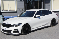BMW 3シリーズ 330i Mｽﾎﾟｰﾂ ﾃﾞﾋﾞｭｰ&ｺﾝﾌｫｰﾄP 高出力 258馬力 ﾋｰﾀｰ黒革 専用ﾌﾞﾙｰｽﾃｯﾁ HUD 追従ACC ｽﾃｱﾘﾝｸﾞｻﾎﾟｰﾄ Mｽﾎﾟｰﾂﾌﾞﾚｰｷ ﾚｲｽﾞ19AW 3Dﾃﾞｻﾞｲﾝｴｱﾛ LEDﾍｯﾄﾞﾗｲﾄ ｵｰﾄﾊｲﾋﾞｰﾑ 360度ｶﾒﾗ 電動ﾄﾗﾝｸ Hi-fiｽﾋﾟｰｶｰ BMWﾗｲﾌﾞｺｯｸﾋﾟｯﾄ 2年保証
