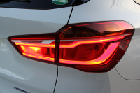 BMW X1 Xdrive18d Mｽﾎﾟｰﾂ ﾊｲﾗｲﾝ ｺﾝﾌｫｰﾄP 4WD 中期 変更後ﾀｯﾁﾊﾟﾈﾙ対応HDDﾅﾋﾞ新ﾃﾞｻﾞｲﾝﾒｰﾀｰ ﾋｰﾀｰ黒革 電動ｼｰﾄ&ﾒﾓﾘｰ 追従ACC HUD ﾌﾙｾｸﾞTV Pｱｼｽﾄ Bｶﾒﾗ 電動ﾄﾗﾝｸ 衝突軽減ﾌﾞﾚｰｷ 車線逸脱警告 歩行者警告 LEDﾍｯﾄﾞﾗｲﾄ 2年保証