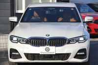 BMW 3シリーズ 320d Xdrive Mｽﾎﾟｰﾂ ﾊｲﾗｲﾝP ｺﾝﾌｫｰﾄP 4WD ｺﾆｬｯｸﾚｻﾞｰ ｼｰﾄﾋｰﾀｰ Pｱｼｽﾄﾌﾟﾗｽ 360度ｶﾒﾗ LEDﾍｯﾄﾞﾗｲﾄ 追従ACC ｽﾃｱﾘﾝｸﾞｻﾎﾟｰﾄ ｱｯﾌﾟﾙｶｰﾌﾟﾚｲ ﾀｯﾁ画面HDDﾅﾋﾞBMWﾗｲﾌﾞｺｯｸﾋﾟｯﾄﾞ電動ﾄﾗﾝｸ Hi-fiｽﾋﾟｰｶｰ ｱﾝﾋﾞｴﾝﾝﾄﾗｲﾄ 2年保証