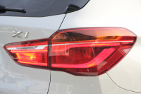 BMW X1 Xdrive18d Mｽﾎﾟｰﾂ ﾊｲﾗｲﾝ ｺﾝﾌｫｰﾄP 4WD 中期 変更後ﾀｯﾁﾊﾟﾈﾙ対応HDDﾅﾋﾞ新ﾃﾞｻﾞｲﾝﾒｰﾀｰ ﾋｰﾀｰ黒革 電動ｼｰﾄ&ﾒﾓﾘｰ 追従ACC HUD Pｱｼｽﾄ Bｶﾒﾗ 電動ﾄﾗﾝｸ 衝突軽減ﾌﾞﾚｰｷ 車線逸脱警告 歩行者警告 LEDﾍｯﾄﾞﾗｲﾄ 2年保証