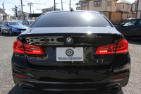 BMW 5シリーズ 530i ｴﾃﾞｨｼｮﾝﾐｯｼｮﾝｲﾝﾎﾟｯｼﾌﾞﾙ 特別仕様車 1ｵｰﾅ 252馬力 ﾅｲﾄﾌﾞﾙｰﾚｻﾞｰ ｱﾀﾞﾌﾟﾃｨﾌﾞｻｽ ﾊｰﾏﾝｶｰﾄﾞﾝ HUD 追従ACC ｽﾃｱﾘﾝｸﾞｻﾎﾟｰﾄ ﾀｯﾁ画面HDDﾅﾋﾞTV LEDﾍｯﾄﾞﾗｲﾄ ｵｰﾄﾊｲﾋﾞｰﾑ 電動ﾄﾗﾝｸ 360度ｶﾒﾗ 全席ﾋｰﾀｰ 専用ﾌﾞﾗｯｸ19AW 2年保証