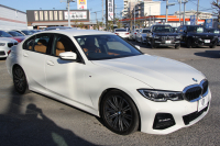 BMW 3シリーズ 330i Mｽﾎﾟｰﾂ ﾊｲﾗｲﾝ ｺﾝﾌｫｰﾄP 高出力 258馬力 ﾋｰﾀｰ茶革 追従ACC ｽﾃｱﾘﾝｸﾞｻﾎﾟｰﾄ 360度ｶﾒﾗ Pｱｼｽﾄﾌﾟﾗｽ LEDﾍｯﾄﾞﾗｲﾄ Mｽﾎﾟｰﾂﾌﾞﾚｰｷ ﾀｯﾁ画面HDDﾅﾋﾞｱｯﾌﾟﾙｶｰﾌﾟﾚｲ Hifiｽﾋﾟｰｶｰ 電動ﾄﾗﾝｸ ﾜｲﾔﾚｽ充電 2年保証