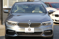 BMW 5シリーズ 530i Mｽﾎﾟｰﾂ 高出力 252馬力 1ｵｰﾅ ｱｲﾎﾞﾘｰﾚｻﾞｰ 全席ﾋｰﾀｰ HUD Mｽﾎﾟｰﾂﾌﾞﾚｰｷ 追従ACC ｽﾃｱﾘﾝｸﾞｻﾎﾟｰﾄ LEDﾍｯﾄﾞﾗｲﾄ ﾊｲﾋﾞｰﾑｱｼｽﾄ ﾀｯﾁ画面HDDﾅﾋﾞTV 360度ｶﾒﾗ Pｱｼｽﾄﾌﾟﾗｽ 電動ﾄﾗﾝｸ 専用ｴｱﾛ ﾊﾟﾄﾞﾙｼﾌﾄ 19AW 2年保証