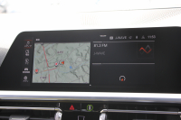 BMW 3シリーズ 320i Mｽﾎﾟｰﾂ ﾃﾞﾋﾞｭｰP ｺﾝﾌｫｰﾄP ﾋｰﾀｰ黒革 ﾌﾞﾙｰｽﾃｯﾁ  HUD 19AW 追従ACC ｽﾃｱﾘﾝｸﾞｻﾎﾟｰﾄ LEDﾍｯﾄﾞﾗｲﾄ ｵｰﾄﾊｲﾋﾞｰﾑ 電動ﾄﾗﾝｸ ｱｯﾌﾟﾙｶｰﾌﾟﾚｲ ﾀｯﾁ画面HDDﾅﾋﾞﾜｲﾔﾚｽ充電 Hi-fiｽﾋﾟｰｶｰ Pｱｼｽﾄ 専用ｴｱﾛ 2年保証