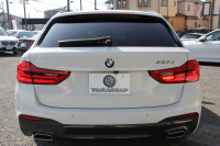 BMW 5シリーズ 523d ﾂｰﾘﾝｸﾞMｽﾎﾟｰﾂ ﾊｲﾗｲﾝ 変更後ﾓﾃﾞﾙ 新液晶ﾒｰﾀｰ 全席ﾋｰﾀｰ黒革 HUD LEDﾍｯﾄﾞﾗｲﾄ 追従ACC ｽﾃｱﾘﾝｸﾞｻﾎﾟｰﾄ ｵｰﾄﾊｲﾋﾞｰﾑ ﾀｯﾁ画面HDDﾅﾋﾞTV 360度ｶﾒﾗ 電動ﾘｱｹﾞｰﾄ 専用ｴｱﾛ 19AW 2年保証