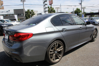 BMW 5シリーズ 523i Mｽﾎﾟｰﾂ ﾊｲﾗｲﾝ ｻﾝﾙｰﾌ 全席ﾋｰﾀｰ黒革 HUD ｼﾞｪｽﾁｬｰｺﾝﾄﾛｰﾙ ﾜｲﾔﾚｽ充電 M550用20AW 追従ACC ｽﾃｱﾘﾝｸﾞｻﾎﾟｰﾄ ﾀｯﾁ画面HDDﾅﾋﾞTV LEDﾍｯﾄﾞﾗｲﾄ ｵｰﾄﾊｲﾋﾞｰﾑ 360度ｶﾒﾗ 電動ﾄﾗﾝｸ 専用ｴｱﾛ ﾊﾟﾄﾞﾙｼﾌﾄ 2年保証