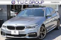BMW 5シリーズ 523i Mｽﾎﾟｰﾂ ﾊｲﾗｲﾝ ｻﾝﾙｰﾌ 全席ﾋｰﾀｰ黒革 HUD ｼﾞｪｽﾁｬｰｺﾝﾄﾛｰﾙ ﾜｲﾔﾚｽ充電 M550用20AW 追従ACC ｽﾃｱﾘﾝｸﾞｻﾎﾟｰﾄ ﾀｯﾁ画面HDDﾅﾋﾞTV LEDﾍｯﾄﾞﾗｲﾄ ｵｰﾄﾊｲﾋﾞｰﾑ 360度ｶﾒﾗ 電動ﾄﾗﾝｸ 専用ｴｱﾛ ﾊﾟﾄﾞﾙｼﾌﾄ 2年保証