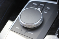 BMW 2シリーズ M235i Xdrive ｸﾞﾗﾝｸｰﾍﾟﾃﾞﾋﾞｭｰ&ｾﾚｸﾄP 306馬力 4WD ｼｰﾄﾋｰﾀｰ Mｽﾎﾟｰﾂｼｰﾄ Mｼｰﾄﾍﾞﾙﾄ ｱﾀﾞﾌﾟﾃｨﾌﾞｻｽ 追従ACC LEDﾍｯﾄﾞﾗｲﾄ 専用18AW Mspﾌﾞﾚｰｷ Applecarplay ﾀｯﾁ画面HDDﾅﾋﾞPｱｼｽﾄ ﾜｲﾔﾚｽ充電 2年保証