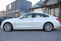 BMW 4シリーズ 420i ｸﾞﾗﾝｸｰﾍﾟﾗｸﾞｼﾞｭｱﾘｰ 後期 真珠色 ﾋｰﾀｰ黒革 液晶ﾒｰﾀｰ LEDﾍｯﾄﾞﾗｲﾄ&ﾃｰﾙ 追従ACC ﾚｰﾝﾁｪﾝｼﾞ警告 ﾌﾙｾｸﾞTV HDDﾅﾋﾞｸﾛｰﾑﾗｲﾝｴｸｽﾃﾘｱ 電動ﾄﾗﾝｸ 衝突軽減ﾌﾞﾚｰｷ 車線逸脱警告 歩行者警告 2年保証