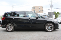 BMW 2シリーズ 218d ｸﾞﾗﾝﾂｱﾗｰ ﾗｸﾞｼﾞｭｱﾘｰ 後期 1ｵｰﾅ ﾌｪｲｽﾘﾌﾄ後 3列7人乗 ADｱｸﾃｨﾌﾞｾｰﾌﾃｨ&ｺﾝﾌｫｰﾄP 追従ACC HUD ﾋｰﾀｰ黒革 電動ﾄﾗﾝｸ LEDﾍｯﾄﾞﾗｲﾄ ﾀｯﾁ画面HDDﾅﾋﾞﾊﾟｰｷﾝｸﾞｱｼｽﾄ 衝突軽減ﾌﾞﾚｰｷ 車線逸脱警告 歩行者警告 2年保証