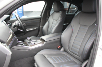 BMW 3シリーズ 320i Mｽﾎﾟｰﾂ ﾃﾞﾋﾞｭｰP ｺﾝﾌｫｰﾄP 真珠色 ﾋｰﾀｰ黒革 専用ﾌﾞﾙｰｽﾃｯﾁ 19AW 追従ACC Mﾊﾟﾌｫｰﾏﾝｽﾘｯﾌﾟｽﾎﾟｲﾗｰ&ﾌﾞﾗｯｸｸﾞﾘﾙ ｽﾃｱﾘﾝｸﾞｻﾎﾟｰﾄ LEDﾍｯﾄﾞﾗｲﾄ 電動ﾄﾗﾝｸ ｱｯﾌﾟﾙｶｰﾌﾟﾚｲ ﾀｯﾁ画面HDDﾅﾋﾞﾜｲﾔﾚｽ充電 Pｱｼｽﾄ 2年保証