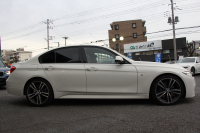 BMW 3シリーズ 320i Mｽﾎﾟｰﾂ ﾌｧｽﾄﾄﾗｯｸP 後期 8A新ｴﾝｼﾞﾝ ｱﾀﾞﾌﾟﾃｨﾌﾞMｻｽ Mｽﾎﾟｰﾂﾌﾞﾚｰｷ 19AW LEDﾍｯﾄﾞﾗｲﾄ&ﾃｰﾙ 追従ACC ﾚｰﾝﾁｪﾝｼﾞ警告 衝突軽減ﾌﾞﾚｰｷ 車線逸脱警告 歩行者警告 HDDﾅﾋﾞBluetooth接続 専用ｴｱﾛ ﾊﾟﾄﾞﾙｼﾌﾄ 2年保証
