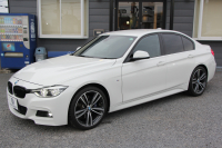 BMW 3シリーズ 320i Mｽﾎﾟｰﾂ ﾌｧｽﾄﾄﾗｯｸP 後期 8A新ｴﾝｼﾞﾝ ｱﾀﾞﾌﾟﾃｨﾌﾞMｻｽ Mｽﾎﾟｰﾂﾌﾞﾚｰｷ 19AW LEDﾍｯﾄﾞﾗｲﾄ&ﾃｰﾙ 追従ACC ﾚｰﾝﾁｪﾝｼﾞ警告 衝突軽減ﾌﾞﾚｰｷ 車線逸脱警告 歩行者警告 HDDﾅﾋﾞBluetooth接続 専用ｴｱﾛ ﾊﾟﾄﾞﾙｼﾌﾄ 2年保証