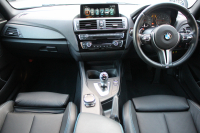 BMW Mシリーズ M2ｸｰﾍﾟMDCT ｻﾝﾙｰﾌ 370馬力 直6ﾀｰﾎﾞ7速DCT ﾋｰﾀｰ黒革 ﾊｰﾏﾝｶｰﾄﾞﾝｻｳﾝﾄﾞﾌﾙｾｸﾞTV HDDﾅﾋﾞBｶﾒﾗ 専用19AW 衝突軽減ﾌﾞﾚｰｷ 車線逸脱警告 歩行者警告 ﾌﾞﾚｰｷ付ｸﾙｺﾝ ｽﾏｰﾄｷｰ ｶｰﾎﾞﾝｲﾝﾃﾘｱﾄﾘﾑ ﾊﾟﾄﾞﾙｼﾌﾄ 2年保証