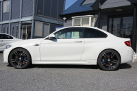 BMW Mシリーズ M2ｸｰﾍﾟMDCT ｻﾝﾙｰﾌ 370馬力 直6ﾀｰﾎﾞ7速DCT ﾋｰﾀｰ黒革 ﾊｰﾏﾝｶｰﾄﾞﾝｻｳﾝﾄﾞﾌﾙｾｸﾞTV HDDﾅﾋﾞBｶﾒﾗ 専用19AW 衝突軽減ﾌﾞﾚｰｷ 車線逸脱警告 歩行者警告 ﾌﾞﾚｰｷ付ｸﾙｺﾝ ｽﾏｰﾄｷｰ ｶｰﾎﾞﾝｲﾝﾃﾘｱﾄﾘﾑ ﾊﾟﾄﾞﾙｼﾌﾄ 2年保証