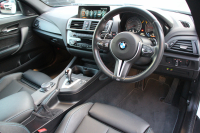 BMW Mシリーズ M2ｸｰﾍﾟMDCT ｻﾝﾙｰﾌ 370馬力 直6ﾀｰﾎﾞ7速DCT ﾋｰﾀｰ黒革 ﾊｰﾏﾝｶｰﾄﾞﾝｻｳﾝﾄﾞﾌﾙｾｸﾞTV HDDﾅﾋﾞBｶﾒﾗ 専用19AW 衝突軽減ﾌﾞﾚｰｷ 車線逸脱警告 歩行者警告 ﾌﾞﾚｰｷ付ｸﾙｺﾝ ｽﾏｰﾄｷｰ ｶｰﾎﾞﾝｲﾝﾃﾘｱﾄﾘﾑ ﾊﾟﾄﾞﾙｼﾌﾄ 2年保証