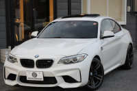 BMW Mシリーズ M2ｸｰﾍﾟMDCT ｻﾝﾙｰﾌ 370馬力 直6ﾀｰﾎﾞ7速DCT ﾋｰﾀｰ黒革 ﾊｰﾏﾝｶｰﾄﾞﾝｻｳﾝﾄﾞﾌﾙｾｸﾞTV HDDﾅﾋﾞBｶﾒﾗ 専用19AW 衝突軽減ﾌﾞﾚｰｷ 車線逸脱警告 歩行者警告 ﾌﾞﾚｰｷ付ｸﾙｺﾝ ｽﾏｰﾄｷｰ ｶｰﾎﾞﾝｲﾝﾃﾘｱﾄﾘﾑ ﾊﾟﾄﾞﾙｼﾌﾄ 2年保証