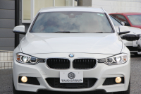 BMW 3シリーズ 320i Mｽﾎﾟｰﾂ 前期最終 追従ACC ﾋｰﾀｰ赤革 MPerformance20AW&ｲﾝﾃﾘｱﾄﾘﾑ&ｽﾃｱﾘﾝｸﾞﾎｲｰﾙ 衝突軽減ﾌﾞﾚｰｷ 車線逸脱警告 歩行者警告 ﾀｯﾁﾊﾟｯﾄﾞ対応HDDﾅﾋﾞﾐﾗｰETC2.0 専用ｴｱﾛ 直噴ﾀｰﾎﾞ8速AT 2年保証