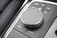 BMW 3シリーズ 320d Xdrive Mｽﾎﾟｰﾂ ﾃﾞﾋﾞｭｰP ｺﾝﾌｫｰﾄP 4WD 真珠色 1ｵｰﾅ ﾋｰﾀｰ黒革 専用ﾌﾞﾙｰｽﾃｯﾁ 19AW LEDﾍｯﾄﾞﾗｲﾄ 追従ACC ｽﾃｱﾘﾝｸﾞｻﾎﾟｰﾄ ｱｯﾌﾟﾙｶｰﾌﾟﾚｲ ﾀｯﾁ画面HDDﾅﾋﾞBMWﾗｲﾌﾞｺｯｸﾋﾟｯﾄﾞ電動ﾄﾗﾝｸ Hi-fiｽﾋﾟｰｶｰ ｱﾝﾋﾞｴﾝﾝﾄﾗｲﾄ 2年保証