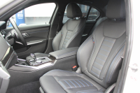 BMW 3シリーズ 320d Xdrive Mｽﾎﾟｰﾂ ﾃﾞﾋﾞｭｰP ｺﾝﾌｫｰﾄP 4WD 真珠色 1ｵｰﾅ ﾋｰﾀｰ黒革 専用ﾌﾞﾙｰｽﾃｯﾁ 19AW LEDﾍｯﾄﾞﾗｲﾄ 追従ACC ｽﾃｱﾘﾝｸﾞｻﾎﾟｰﾄ ｱｯﾌﾟﾙｶｰﾌﾟﾚｲ ﾀｯﾁ画面HDDﾅﾋﾞBMWﾗｲﾌﾞｺｯｸﾋﾟｯﾄﾞ電動ﾄﾗﾝｸ Hi-fiｽﾋﾟｰｶｰ ｱﾝﾋﾞｴﾝﾝﾄﾗｲﾄ 2年保証