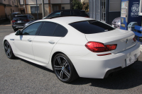 BMW 6シリーズ 640i ｸﾞﾗﾝｸｰﾍﾟMｽﾎﾟｰﾂ ﾌｪｲｽﾘﾌﾄ後 最終ﾓﾃﾞﾙ ｻﾝﾙｰﾌ 液晶ﾒｰﾀｰ HUD ｵﾌﾟｼｮﾝ20AW 新ﾃﾞｻﾞｲﾝLEDﾍｯﾄﾞﾗｲﾄ ﾋｰﾀｰ茶革 新HDDﾅﾋﾞTV Pｱｼｽﾄ TOPﾋﾞｭｰ&ｻｲﾄﾞｶﾒﾗ 追従ACC ﾚｰﾝﾁｪﾝｼﾞ警告 衝突軽減ﾌﾞﾚｰｷ 直6ﾀｰﾎﾞ320馬力 ｽﾏｰﾄｷｰ 2年保証