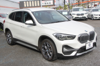 BMW X1 Xdrive18d Xﾗｲﾝ ﾊｲﾗｲﾝ ｺﾝﾌｫｰﾄP 後期 ﾌｪｲｽﾘﾌﾄ後 真珠色 ﾋｰﾀｰ茶革 追従ACC LEDﾍｯﾄﾞﾗｲﾄ&ﾃｰﾙ 電動ﾄﾗﾝｸ ｻﾃﾝｳｲﾝﾄﾞｳﾓｰﾙ ﾀｯﾁ画面HDDﾅﾋﾞﾜｲﾔﾚｽ充電 衝突軽減ﾌﾞﾚｰｷ 車線逸脱警告 歩行者警告 2年保証