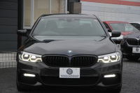 BMW 5シリーズ 530i Mｽﾎﾟｰﾂ ｺﾝﾌｫｰﾄP ｲﾉﾍﾞｰｼｮﾝP 252馬力 ﾏｯｻｰｼﾞﾍﾞﾝﾁﾚｰｼｮﾝ 全席ﾋｰﾀｰ黒革 ｺﾝﾌｫｰﾄｼｰﾄ ﾃﾞｨｽﾌﾟﾚｲｷｰ ﾘﾓｰﾄP ｼﾞｪｽﾁｬｰC HUD 追従ACC 液晶ﾒｰﾀｰ ﾀｯﾁ画面HDDﾅﾋﾞTV 360度ｶﾒﾗ 電動ﾄﾗﾝｸ LEDﾍｯﾄﾞﾗｲﾄ ｵｰﾄﾊｲﾋﾞｰﾑ 2年保証