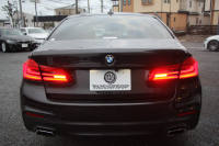 BMW 5シリーズ 530i Mｽﾎﾟｰﾂ ｺﾝﾌｫｰﾄP ｲﾉﾍﾞｰｼｮﾝP 252馬力 ﾏｯｻｰｼﾞﾍﾞﾝﾁﾚｰｼｮﾝ 全席ﾋｰﾀｰ黒革 ｺﾝﾌｫｰﾄｼｰﾄ ﾃﾞｨｽﾌﾟﾚｲｷｰ ﾘﾓｰﾄP ｼﾞｪｽﾁｬｰC HUD 追従ACC 液晶ﾒｰﾀｰ ﾀｯﾁ画面HDDﾅﾋﾞTV 360度ｶﾒﾗ 電動ﾄﾗﾝｸ LEDﾍｯﾄﾞﾗｲﾄ ｵｰﾄﾊｲﾋﾞｰﾑ 2年保証