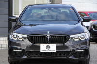 BMW 5シリーズ 530i Mｽﾎﾟｰﾂ ｺﾝﾌｫｰﾄP ｲﾉﾍﾞｰｼｮﾝP 252馬力 ﾏｯｻｰｼﾞﾍﾞﾝﾁﾚｰｼｮﾝ 全席ﾋｰﾀｰ黒革 ｺﾝﾌｫｰﾄｼｰﾄ ﾃﾞｨｽﾌﾟﾚｲｷｰ ﾘﾓｰﾄP ｼﾞｪｽﾁｬｰC HUD 追従ACC 液晶ﾒｰﾀｰ ﾀｯﾁ画面HDDﾅﾋﾞTV 360度ｶﾒﾗ 電動ﾄﾗﾝｸ LEDﾍｯﾄﾞﾗｲﾄ ｵｰﾄﾊｲﾋﾞｰﾑ 2年保証