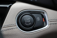 BMW X1 Xdrive18d Xﾗｲﾝ ﾊｲﾗｲﾝ ｱﾄﾞﾊﾞﾝｽﾄﾞP ｺﾝﾌｫｰﾄP 後期 ﾌｪｲｽﾘﾌﾄ後 ｵｲｽﾀｰﾚｻﾞｰ ｼｰﾄﾋｰﾀｰ 追従ACC HUD LEDﾍｯﾄﾞﾗｲﾄ&ﾃｰﾙ 電動ﾄﾗﾝｸ ｻﾃﾝｳｲﾝﾄﾞｳﾓｰﾙ ﾀｯﾁ画面HDDﾅﾋﾞﾜｲﾔﾚｽ充電 衝突軽減ﾌﾞﾚｰｷ 車線逸脱警告 歩行者警告 2年保証