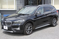 BMW X1 Xdrive18d Xﾗｲﾝ ﾊｲﾗｲﾝ ｱﾄﾞﾊﾞﾝｽﾄﾞP ｺﾝﾌｫｰﾄP 後期 ﾌｪｲｽﾘﾌﾄ後 ｵｲｽﾀｰﾚｻﾞｰ ｼｰﾄﾋｰﾀｰ 追従ACC HUD LEDﾍｯﾄﾞﾗｲﾄ&ﾃｰﾙ 電動ﾄﾗﾝｸ ｻﾃﾝｳｲﾝﾄﾞｳﾓｰﾙ ﾀｯﾁ画面HDDﾅﾋﾞﾜｲﾔﾚｽ充電 衝突軽減ﾌﾞﾚｰｷ 車線逸脱警告 歩行者警告 2年保証