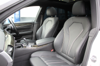 BMW 6シリーズ 630i ｸﾞﾗﾝﾂｰﾘｽﾓ Mｽﾎﾟｰﾂ ｾﾚｸﾄP  ﾊﾟﾉﾗﾏｻﾝﾙｰﾌ 全席ﾋｰﾀｰ黒革 ﾘｱｼｰﾄ電動可倒調整 Harman/Kardon 追従ACC HUD LEDﾍｯﾄﾞﾗｲﾄ 4ｿﾞｰﾝAC 360度ｶﾒﾗ ﾀｯﾁ画面HDDﾅﾋﾞｼﾞｪｽﾁｬｰC ﾜｲﾔﾚｽ充電 ﾌﾙｾｸﾞTV LCW  ｲﾝﾃﾘｾｰﾌ 2年保証