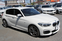 BMW 1シリーズ M140i 後期 340馬力 直6ﾀｰﾎﾞB58新ｴﾝｼﾞﾝ ﾋｰﾀｰ赤革 LEDﾍｯﾄﾞﾗｲﾄ ｱﾀﾞﾌﾟﾃｨﾌﾞMｻｽ 専用ﾌﾞﾚｰｷ 18AW HDDﾅﾋﾞ衝突軽減ﾌﾞﾚｰｷ 車線逸脱警告 歩行者警告 ﾌﾞﾚｰｷ付ｸﾙｺﾝ 専用ｴｱﾛ 後輪駆動 2年保証