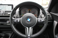 BMW Mシリーズ M2ｸｰﾍﾟMDCT 370馬力 直6ﾀｰﾎﾞ7速DCT ﾋｰﾀｰ黒革 HDDﾅﾋﾞBｶﾒﾗ 専用19AW 専用ﾌﾞﾚｰｷ 衝突軽減ﾌﾞﾚｰｷ 車線逸脱警告 歩行者警告 ﾌﾞﾚｰｷ付ｸﾙｺﾝ ｽﾏｰﾄｷｰ ｶｰﾎﾞﾝｲﾝﾃﾘｱﾄﾘﾑ ﾊﾟﾄﾞﾙｼﾌﾄ 2年保証