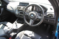 BMW Mシリーズ M2ｸｰﾍﾟMDCT 370馬力 直6ﾀｰﾎﾞ7速DCT ﾋｰﾀｰ黒革 HDDﾅﾋﾞBｶﾒﾗ 専用19AW 専用ﾌﾞﾚｰｷ 衝突軽減ﾌﾞﾚｰｷ 車線逸脱警告 歩行者警告 ﾌﾞﾚｰｷ付ｸﾙｺﾝ ｽﾏｰﾄｷｰ ｶｰﾎﾞﾝｲﾝﾃﾘｱﾄﾘﾑ ﾊﾟﾄﾞﾙｼﾌﾄ 2年保証