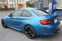 BMW Mシリーズ M2ｸｰﾍﾟMDCT 370馬力 直6ﾀｰﾎﾞ7速DCT ﾋｰﾀｰ黒革 HDDﾅﾋﾞBｶﾒﾗ 専用19AW 専用ﾌﾞﾚｰｷ 衝突軽減ﾌﾞﾚｰｷ 車線逸脱警告 歩行者警告 ﾌﾞﾚｰｷ付ｸﾙｺﾝ ｽﾏｰﾄｷｰ ｶｰﾎﾞﾝｲﾝﾃﾘｱﾄﾘﾑ ﾊﾟﾄﾞﾙｼﾌﾄ 2年保証
