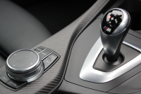 BMW Mシリーズ M2ｸｰﾍﾟMDCT 370馬力 直6ﾀｰﾎﾞ7速DCT ﾋｰﾀｰ黒革 HDDﾅﾋﾞBｶﾒﾗ 専用19AW 専用ﾌﾞﾚｰｷ 衝突軽減ﾌﾞﾚｰｷ 車線逸脱警告 歩行者警告 ﾌﾞﾚｰｷ付ｸﾙｺﾝ ｽﾏｰﾄｷｰ ｶｰﾎﾞﾝｲﾝﾃﾘｱﾄﾘﾑ ﾊﾟﾄﾞﾙｼﾌﾄ 2年保証