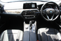 BMW 5シリーズ 523d ﾂｰﾘﾝｸﾞﾗｸﾞｼﾞｭｱﾘｰ 全席ﾋｰﾀｰ黒革 HUD 追従ACC ｽﾃｱﾘﾝｸﾞｻﾎﾟｰﾄ 液晶ﾒｰﾀｰ ﾀｯﾁ画面HDDﾅﾋﾞTV Pｱｼｽﾄﾌﾟﾗｽ 360度ｶﾒﾗ LEDﾍｯﾄﾞﾗｲﾄ ｵｰﾄﾊｲﾋﾞｰﾑ PDC緊急ﾌﾞﾚｰｷ 電動ﾄﾗﾝｸ ｱﾝﾋﾞｴﾝﾄﾗｲﾄ 2年保証