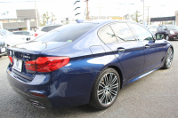 BMW 5シリーズ 523d Mｽﾎﾟｰﾂ ﾊｲﾗｲﾝ ｶﾀﾛｸﾞ燃費21.5Km/L 全席ﾋｰﾀｰ付ｱｲﾎﾞﾘｰﾚｻﾞｰ HUD LEDﾍｯﾄﾞﾗｲﾄ ｵｰﾄﾊｲﾋﾞｰﾑ 追従ACC 液晶ﾒｰﾀｰ ﾀｯﾁ画面HDDﾅﾋﾞTV 360度ｶﾒﾗ 電動ﾄﾗﾝｸ 19AW 専用ｴｱﾛ 衝突軽減ﾌﾞﾚｰｷ ﾊﾟﾄﾞﾙｼﾌﾄ 2年保証