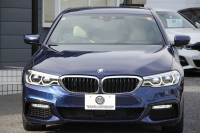 BMW 5シリーズ 523d Mｽﾎﾟｰﾂ ﾊｲﾗｲﾝ ｶﾀﾛｸﾞ燃費21.5Km/L 全席ﾋｰﾀｰ付ｱｲﾎﾞﾘｰﾚｻﾞｰ HUD LEDﾍｯﾄﾞﾗｲﾄ ｵｰﾄﾊｲﾋﾞｰﾑ 追従ACC 液晶ﾒｰﾀｰ ﾀｯﾁ画面HDDﾅﾋﾞTV 360度ｶﾒﾗ 電動ﾄﾗﾝｸ 19AW 専用ｴｱﾛ 衝突軽減ﾌﾞﾚｰｷ ﾊﾟﾄﾞﾙｼﾌﾄ 2年保証