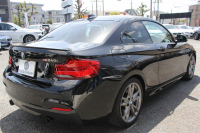BMW 2シリーズ M240i ｸｰﾍﾟ後期 1ｵｰﾅ ﾌｪｲｽﾘﾌﾄ後 B58新ｴﾝｼﾞﾝ 340馬力 ｼｰﾄﾋｰﾀｰ LEDﾍｯﾄﾞﾗｲﾄ LEDﾃｰﾙ ｱﾀﾞﾌﾟﾃｨﾌﾞMｻｽ ﾀｯﾁ画面HDDﾅﾋﾞPｱｼｽﾄ ﾊﾟﾄﾞﾙｼﾌﾄ 8速AT 18AW ﾌﾞﾚｰｷ付ｸﾙｺﾝ 衝突軽減ﾌﾞﾚｰｷ 車線逸脱警告 歩行者警告 2年保証