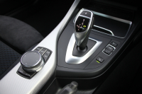 BMW 2シリーズ M240i ｸｰﾍﾟ後期 1ｵｰﾅ ﾌｪｲｽﾘﾌﾄ後 B58新ｴﾝｼﾞﾝ 340馬力 ｼｰﾄﾋｰﾀｰ LEDﾍｯﾄﾞﾗｲﾄ LEDﾃｰﾙ ｱﾀﾞﾌﾟﾃｨﾌﾞMｻｽ ﾀｯﾁ画面HDDﾅﾋﾞPｱｼｽﾄ ﾊﾟﾄﾞﾙｼﾌﾄ 8速AT 18AW ﾌﾞﾚｰｷ付ｸﾙｺﾝ 衝突軽減ﾌﾞﾚｰｷ 車線逸脱警告 歩行者警告 2年保証