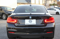 BMW 2シリーズ M240i ｸｰﾍﾟ後期 1ｵｰﾅ ﾌｪｲｽﾘﾌﾄ後 B58新ｴﾝｼﾞﾝ 340馬力 ｼｰﾄﾋｰﾀｰ LEDﾍｯﾄﾞﾗｲﾄ LEDﾃｰﾙ ｱﾀﾞﾌﾟﾃｨﾌﾞMｻｽ ﾀｯﾁ画面HDDﾅﾋﾞPｱｼｽﾄ ﾊﾟﾄﾞﾙｼﾌﾄ 8速AT 18AW ﾌﾞﾚｰｷ付ｸﾙｺﾝ 衝突軽減ﾌﾞﾚｰｷ 車線逸脱警告 歩行者警告 2年保証