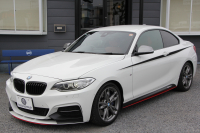 BMW 2シリーズ M240i ｸｰﾍﾟ変更後新ｴﾝｼﾞﾝ B58直6ﾀｰﾎﾞ340馬力 ﾋｰﾀｰ赤革 ｱﾀﾞﾌﾟﾃｨﾌﾞMｻｽ Mspﾌﾞﾚｰｷ MPerformanceｴｱﾛ(ﾌﾛﾝﾄ/ｻｲﾄﾞ/ﾘｱ) 18AW HDDﾅﾋﾞBluetooth接続 Bｶﾒﾗ ﾌﾞﾚｰｷ付ｸﾙｺﾝ 衝突軽減ﾌﾞﾚｰｷ ｽﾏｰﾄｷｰ ﾊﾟﾄﾞﾙｼﾌﾄ 2年保証