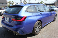 BMW 3シリーズ 320i ﾂｰﾘﾝｸﾞMｽﾎﾟｰﾂ ﾊｲﾗｲﾝ ｺﾝﾌｫｰﾄP ｺﾆｬｯｸﾚｻﾞｰ 追従ACC 渋滞ﾊﾝｽﾞｵﾌ 360度ｶﾒﾗ ﾌﾙｾｸﾞTV ｱｯﾌﾟﾙｶｰﾌﾟﾚｲ ﾀｯﾁ画面HDDﾅﾋﾞLEDﾍｯﾄﾞﾗｲﾄ ｵｰﾄﾊｲﾋﾞｰﾑ 電動ﾄﾗﾝｸ Hi-fiｽﾋﾟｰｶｰ ｼｰﾄﾋｰﾀｰ ｱﾝﾋﾞｴﾝﾄﾗｲﾄ PDC緊急ﾌﾞﾚｰｷ 2年保証