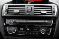 BMW 2シリーズ M235i ｸｰﾍﾟ直6ﾀｰﾎﾞ326馬力 ｱﾀﾞﾌﾟﾃｨﾌﾞMｻｽ 専用ﾌﾞﾚｰｷ Bｶﾒﾗ&ﾘｱ障害物ｿﾅｰ 衝突軽減ﾌﾞﾚｰｷ 車線逸脱警告 歩行者警告 ﾌﾞﾚｰｷ付ｸﾙｺﾝ 左右独立ｵｰﾄｴｱｺﾝ HDDﾅﾋﾞBluetooth接続 18AW ﾊﾟﾄﾞﾙｼﾌﾄ 2年保証