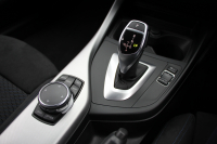 BMW 2シリーズ M235i ｸｰﾍﾟ直6ﾀｰﾎﾞ326馬力 ｱﾀﾞﾌﾟﾃｨﾌﾞMｻｽ 専用ﾌﾞﾚｰｷ Bｶﾒﾗ&ﾘｱ障害物ｿﾅｰ 衝突軽減ﾌﾞﾚｰｷ 車線逸脱警告 歩行者警告 ﾌﾞﾚｰｷ付ｸﾙｺﾝ 左右独立ｵｰﾄｴｱｺﾝ HDDﾅﾋﾞBluetooth接続 18AW ﾊﾟﾄﾞﾙｼﾌﾄ 2年保証